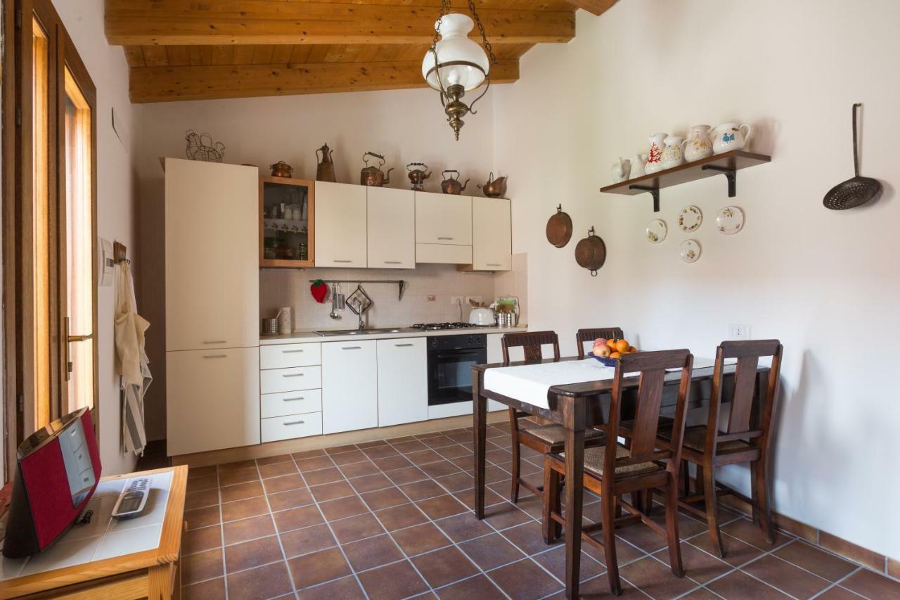 Villa Casa Di Giulietta Cabras Exterior foto